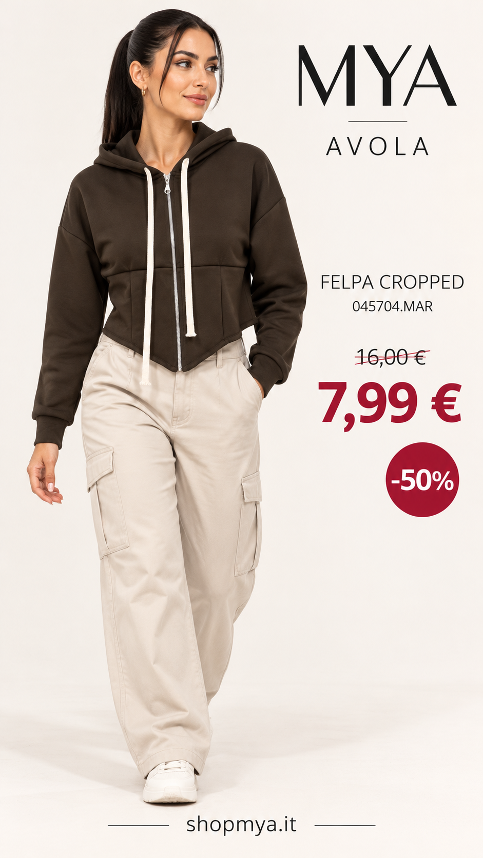 MYA 045704.MAR – promozione con modella, prezzo 7.99 euro